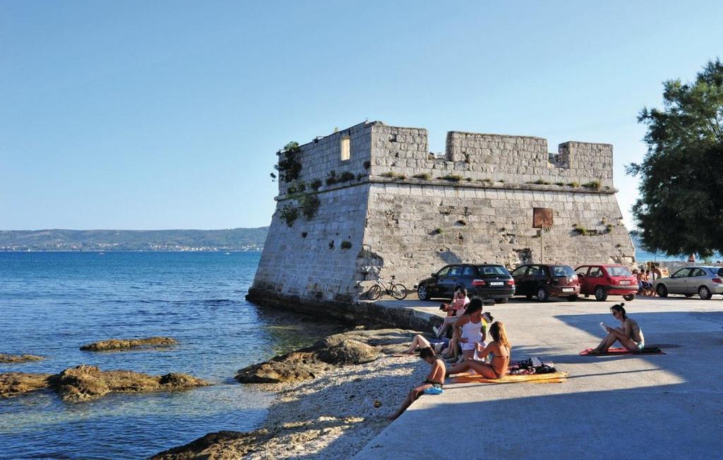 Apartments Ruza Kastela Luaran gambar