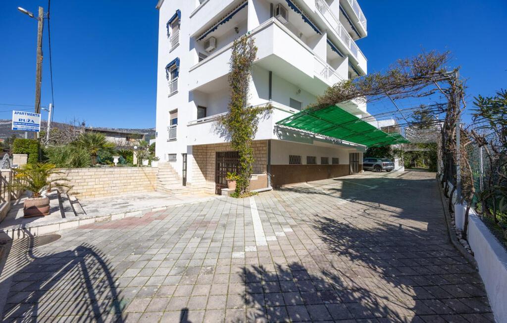 Apartments Ruza Kastela Luaran gambar