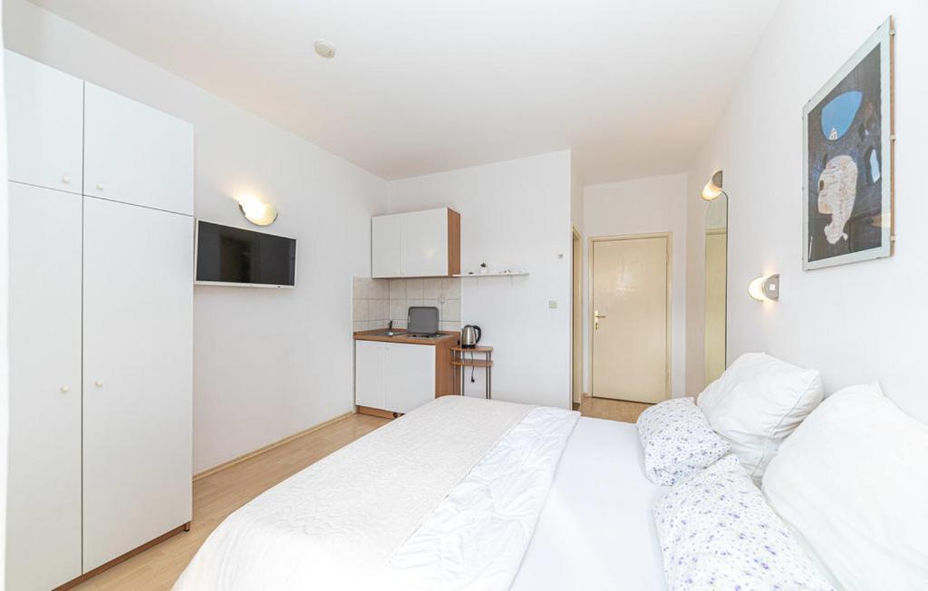 Apartments Ruza Kastela Luaran gambar