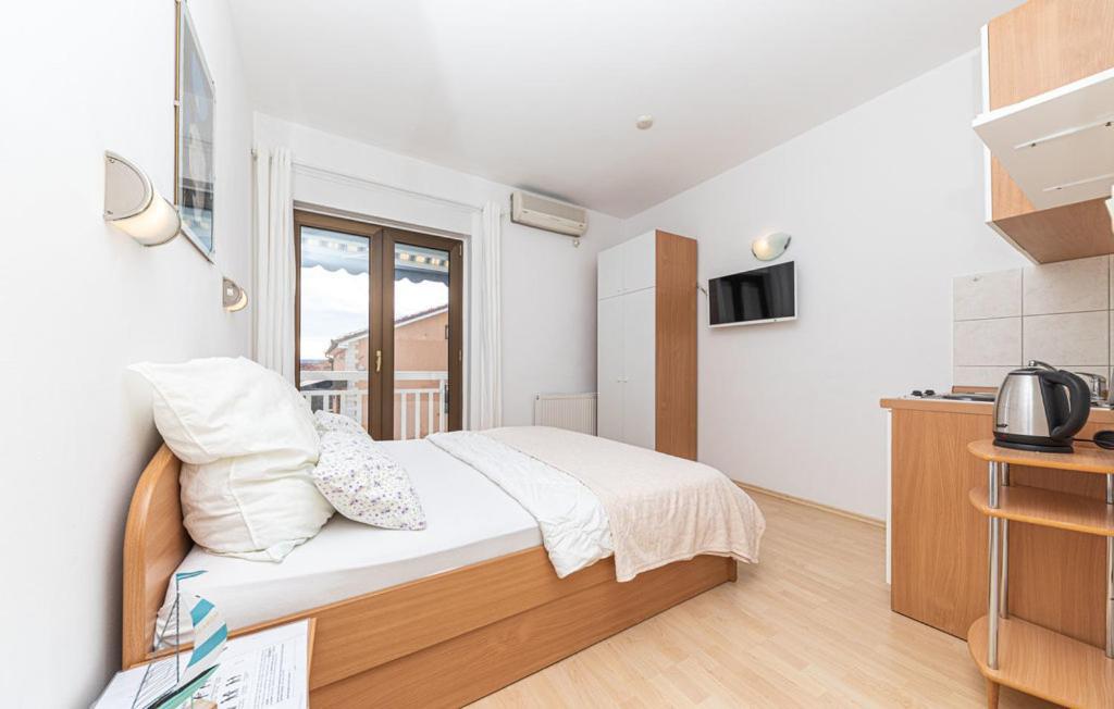 Apartments Ruza Kastela Bilik gambar