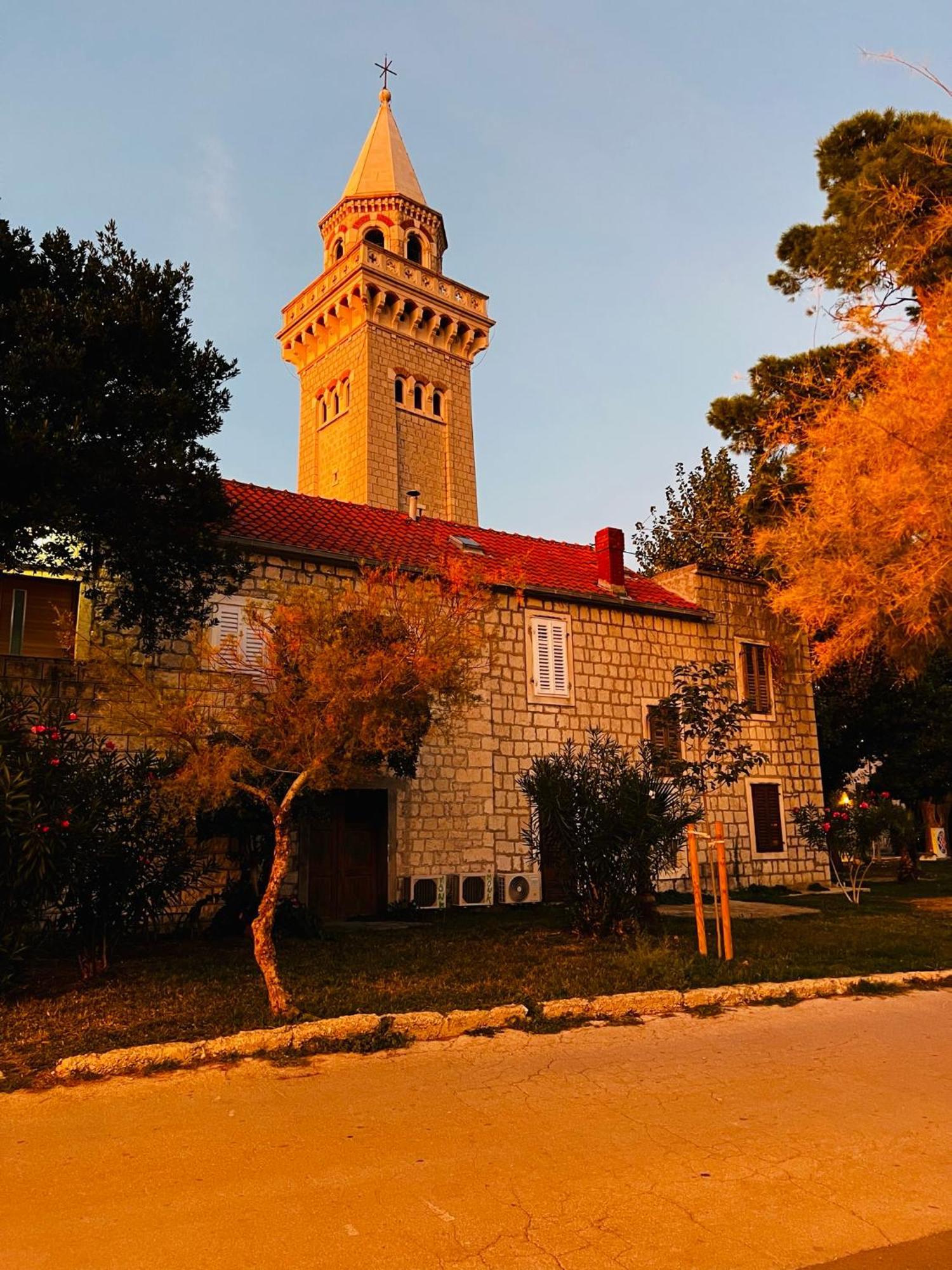 Apartments Ruza Kastela Luaran gambar