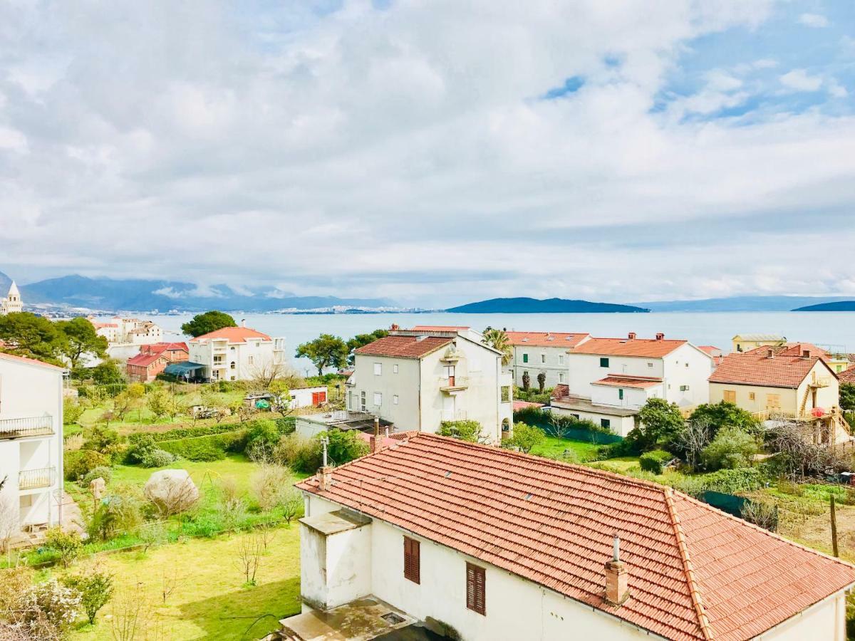 Apartments Ruza Kastela Luaran gambar