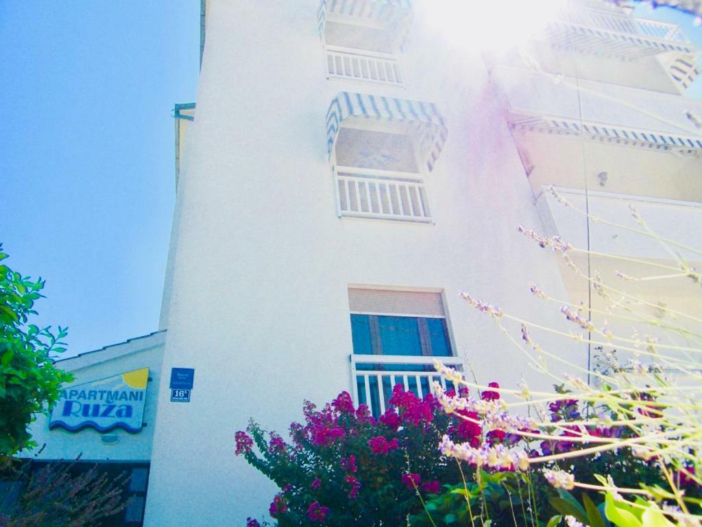 Apartments Ruza Kastela Luaran gambar